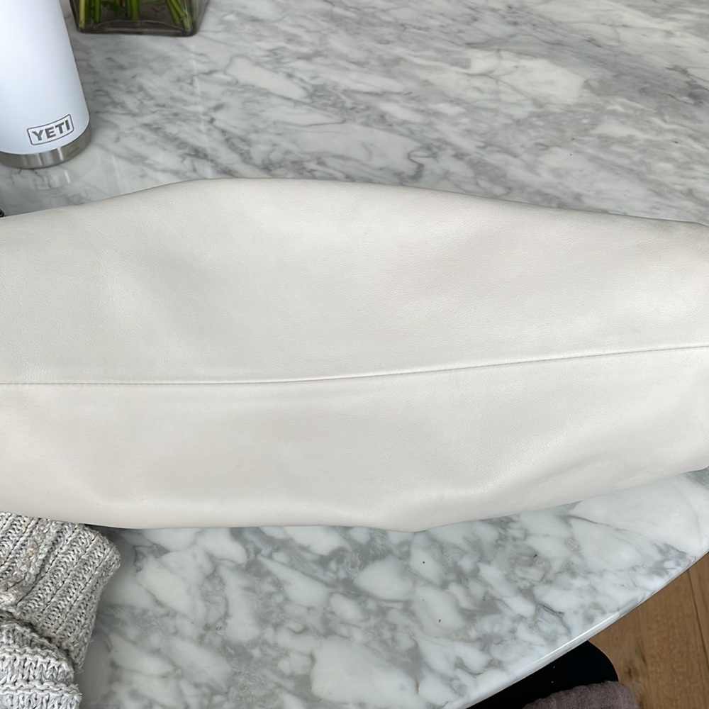 Bottega Veneta Pouch - Picture 9 of 12